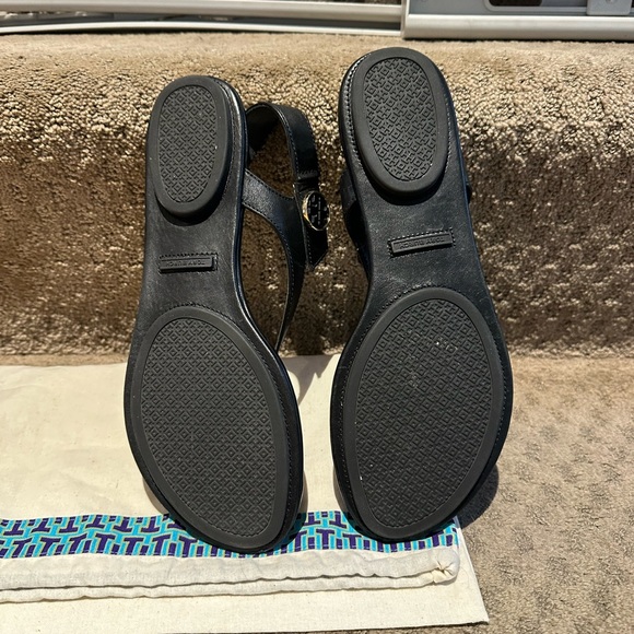 Tory Burch sandals - Picture 3 of 4